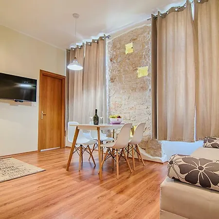 Apartment Zora & Natale Pula Extérieur photo