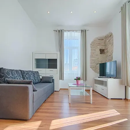 Apartment Zora & Natale Pula Extérieur photo