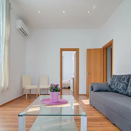 Apartment Zora & Natale Pula Extérieur photo